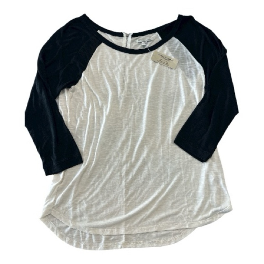 American eagles outfitters long sleeve B&W baseball Tee w/ zippered back L NWT